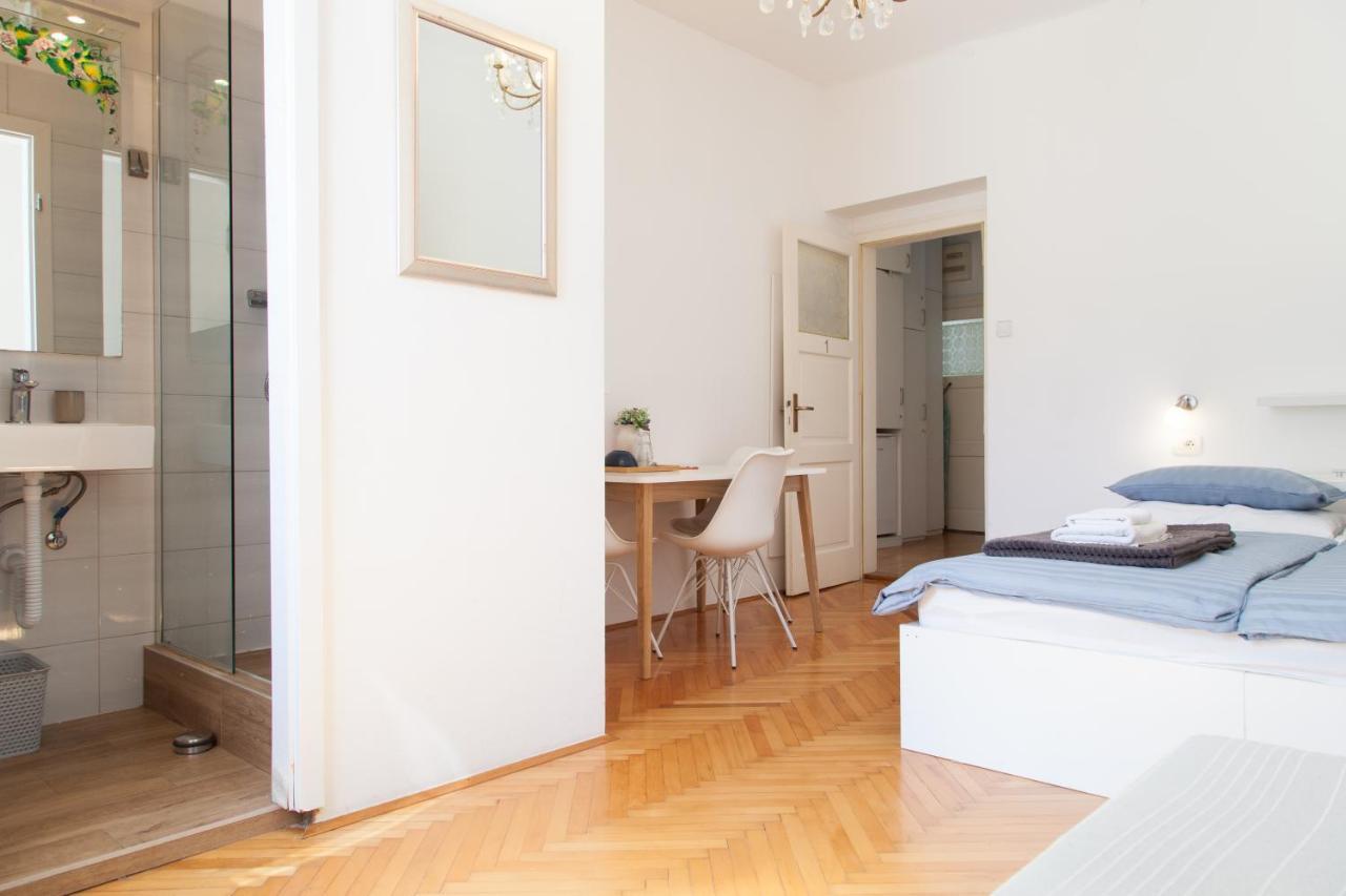 Milla Rooms Split Buitenkant foto